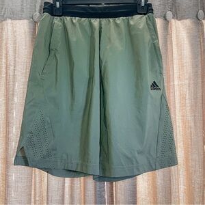 Mens ADIDAS Legacy Green Athletic Training Shorts Size Small